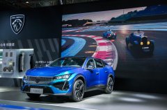<b>标致全球战略车型408X惊艳亮相2023海口车展</b>